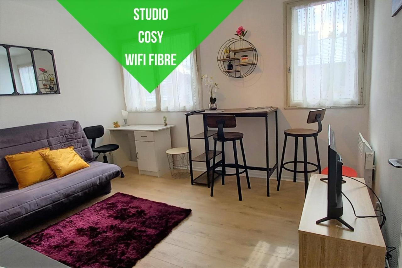Le Zen -Studio Tout Equipe- Wifi Fibre- Centre Ville Avec Parking تارْب المظهر الخارجي الصورة